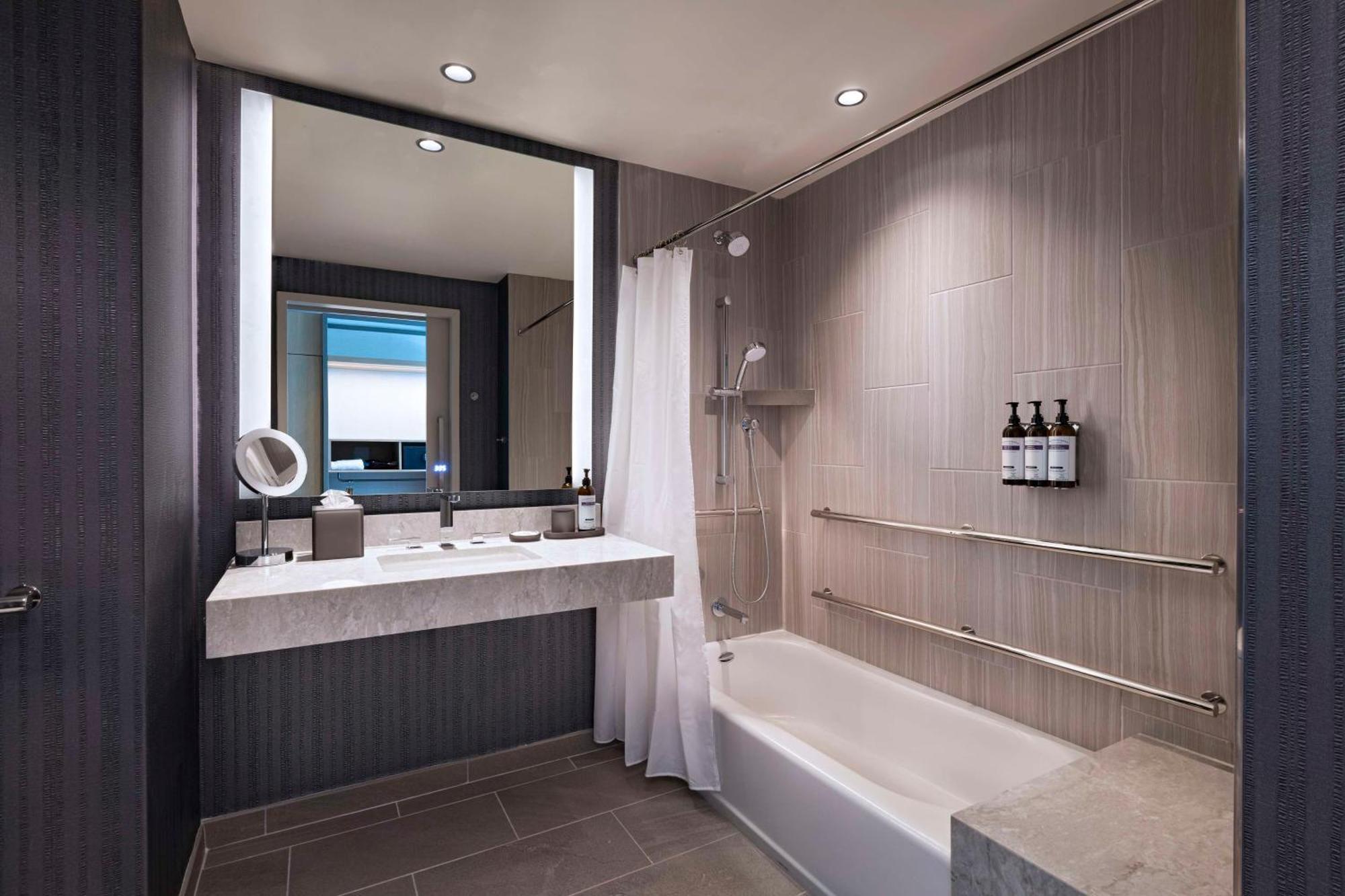 Отель Hyatt Regency Конро Экстерьер фото