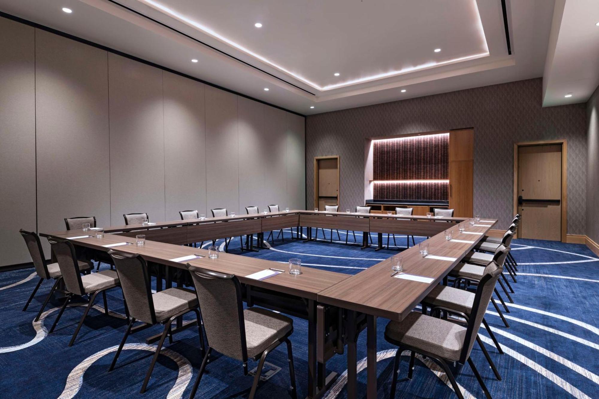 Отель Hyatt Regency Конро Экстерьер фото