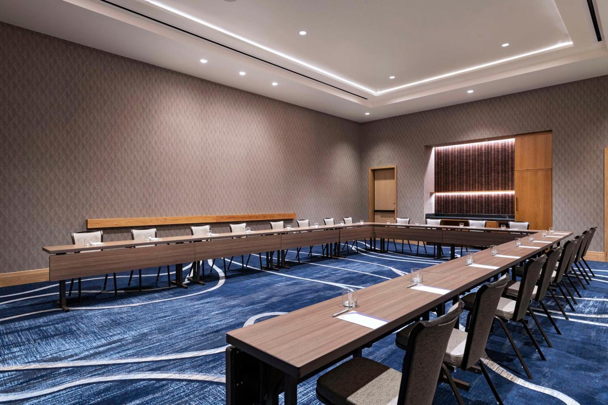 Отель Hyatt Regency Конро Экстерьер фото